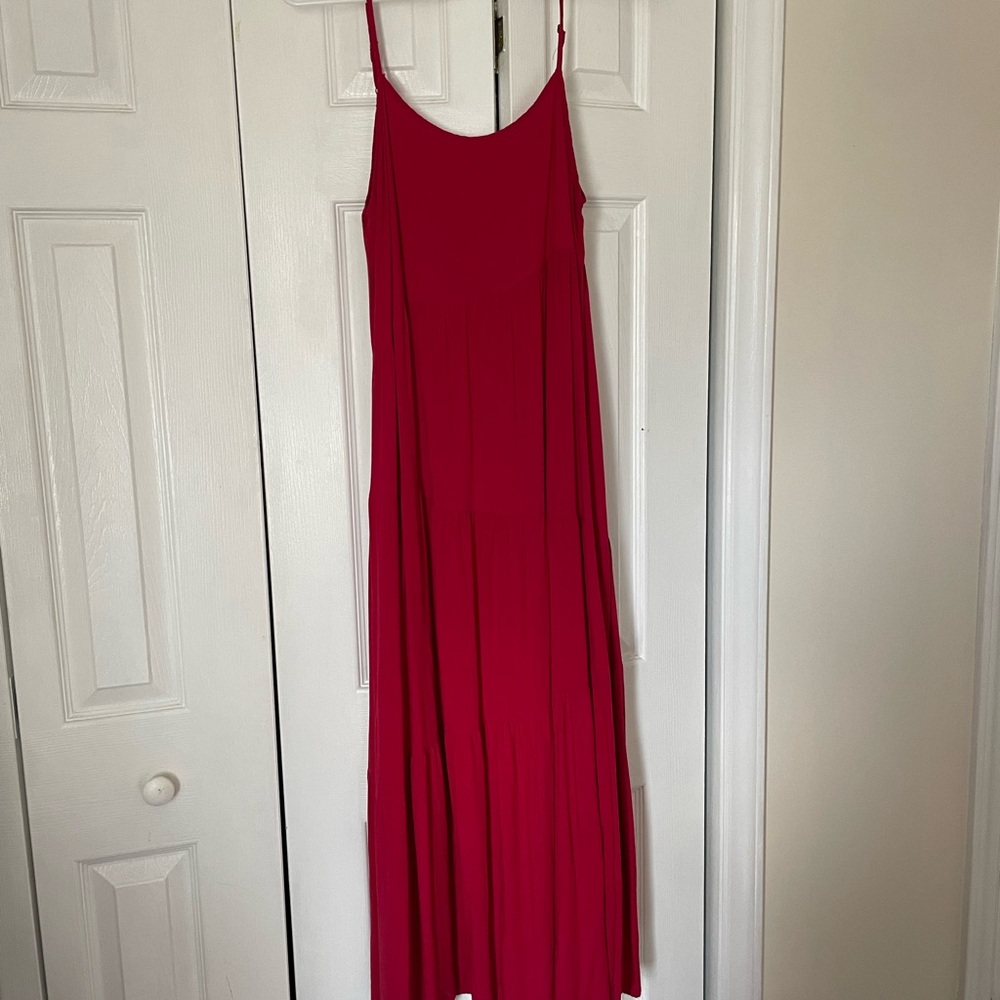 Red spaghetti strap maxi/midi / MEDIUM